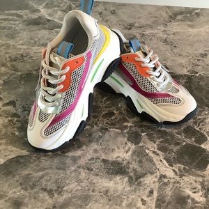 Steve Madden womens possession shoes sneakers size 5